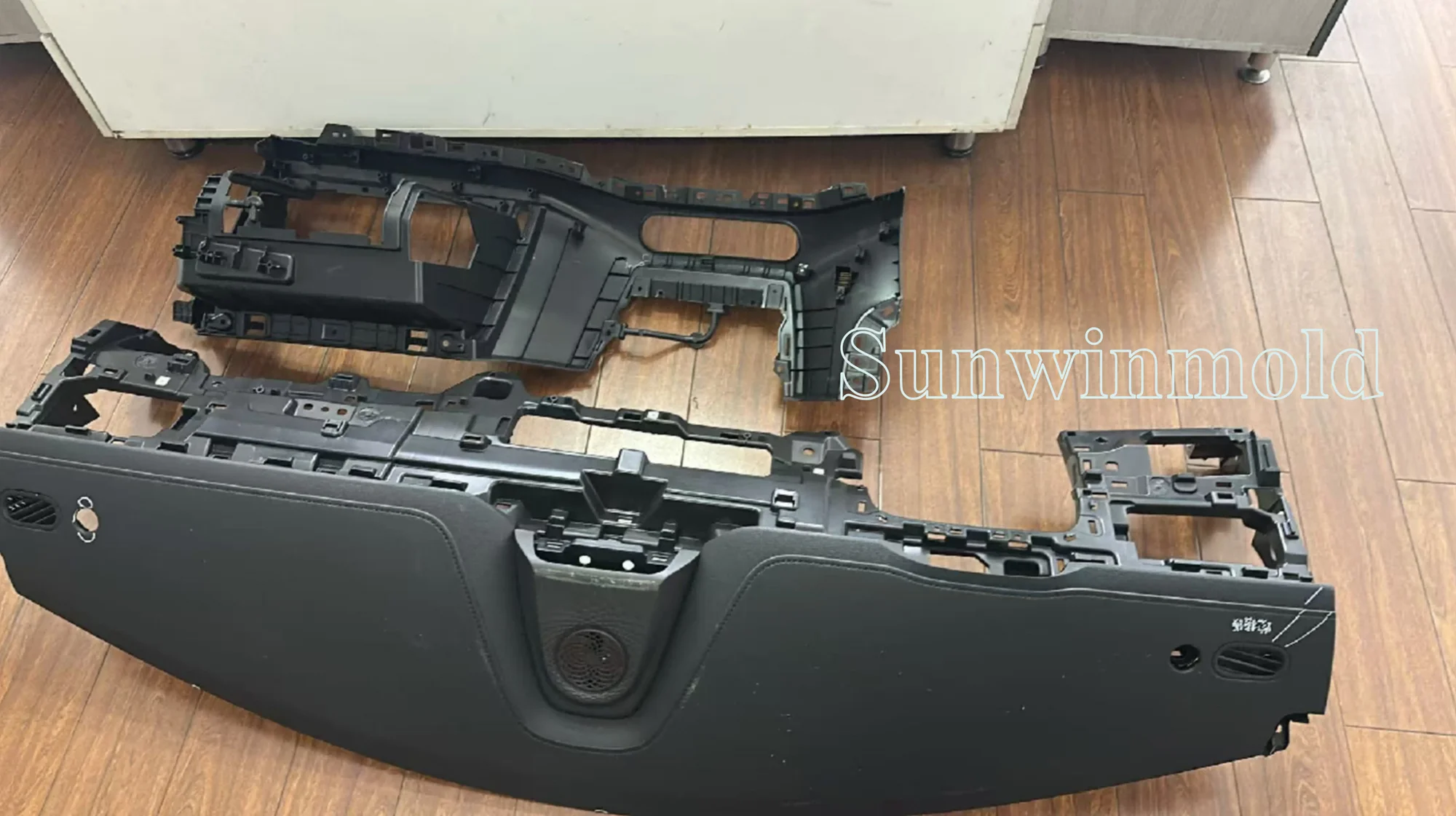 仪表板模具样品